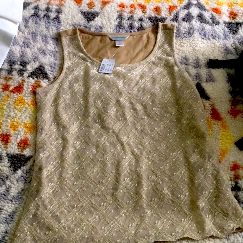 Christopher and Banks top